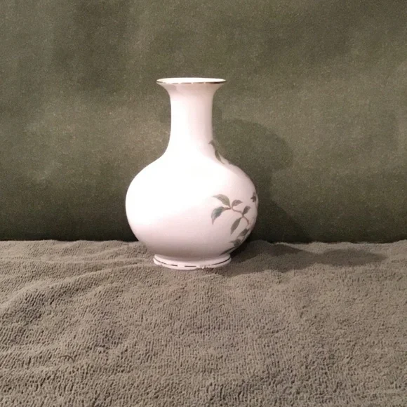 Japanese Yamaji 6" Porcelain Vase Wren In Cherry Blossoms - Picture 4 of 7